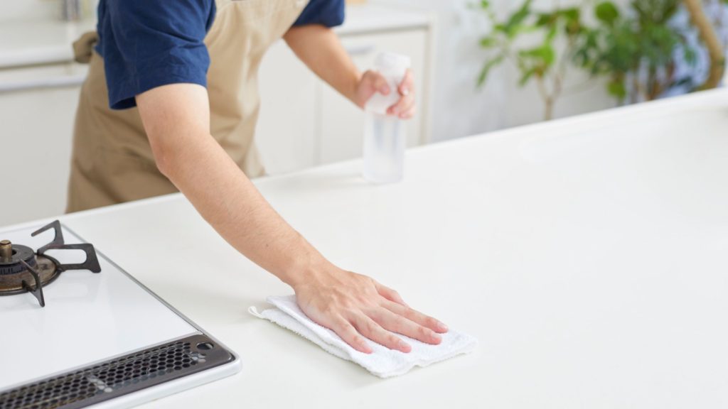 how to clean quartz kitchen worktops cleaning quartz kitchen worktops